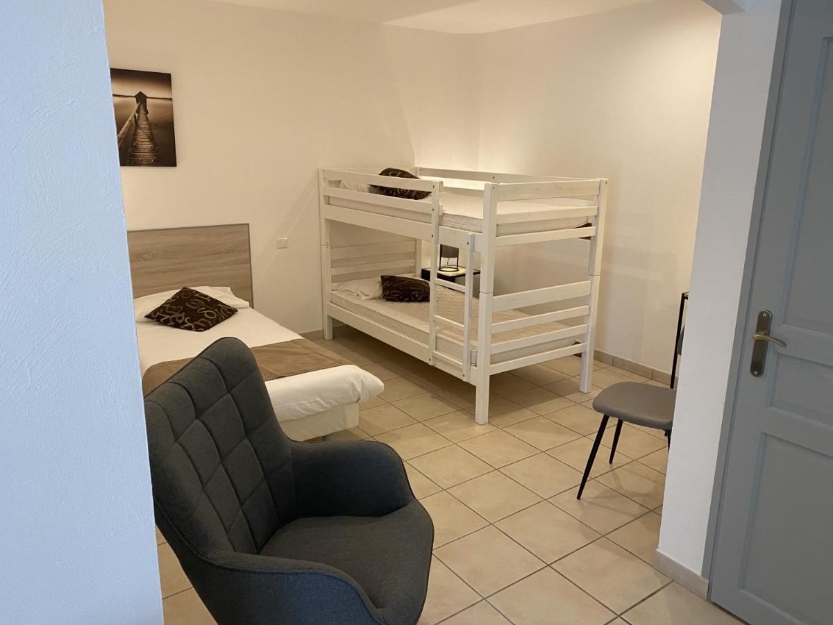 Logis Hotel L'Oliveraie Коняк Екстериор снимка