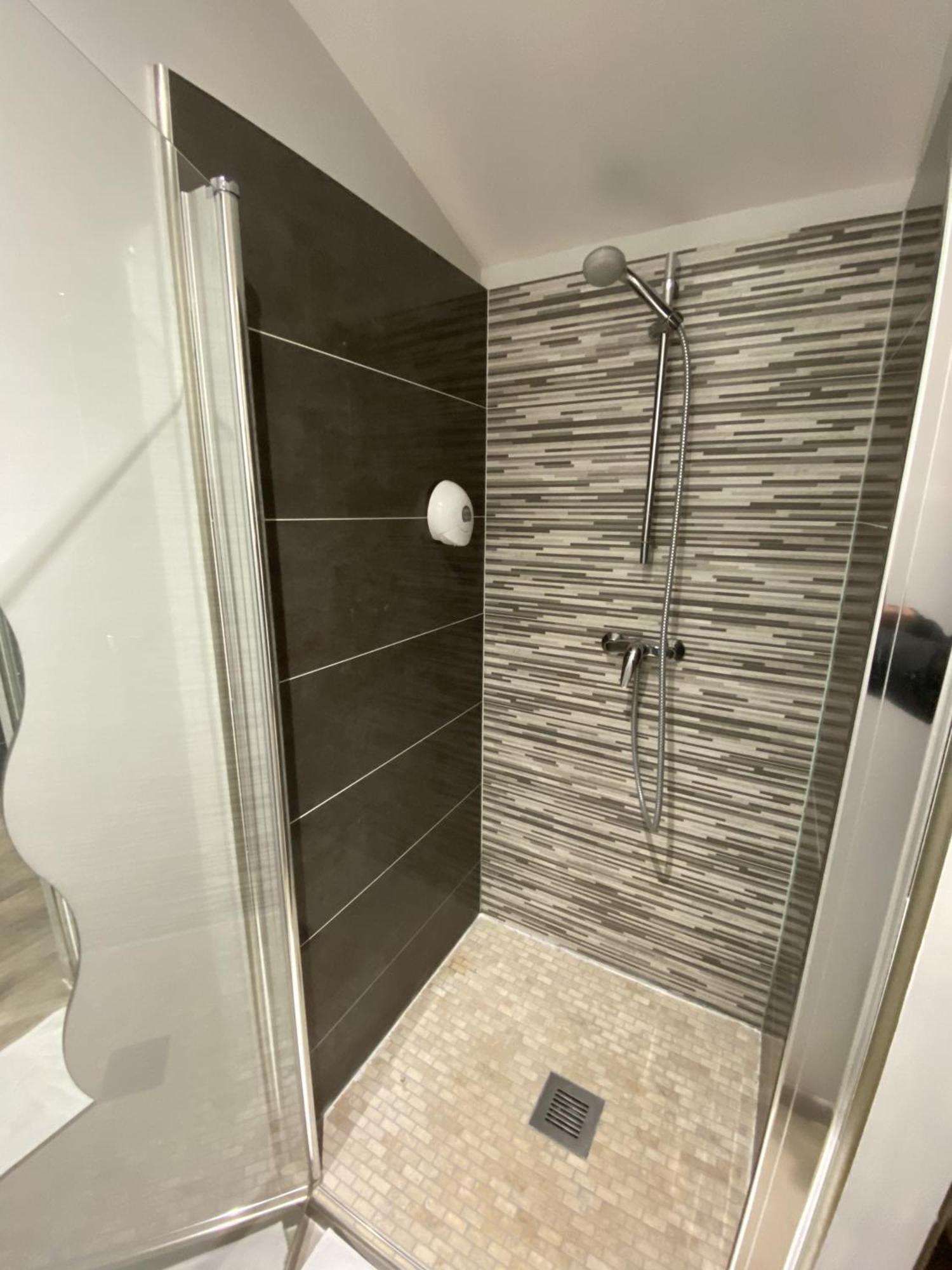 Logis Hotel L'Oliveraie Коняк Екстериор снимка